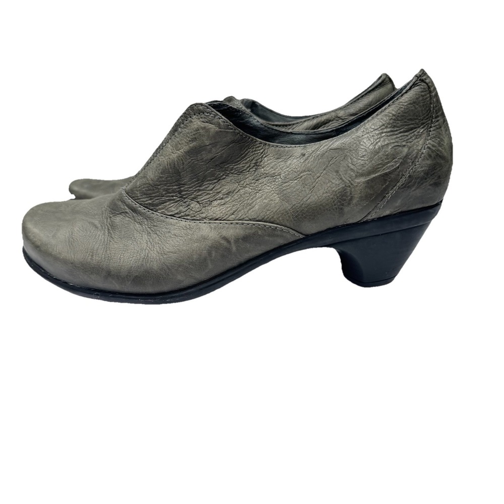 NAOT 39 Womens Size 8 Grey Pull On Heeled Clog Shoe Grey Leather Business Casual